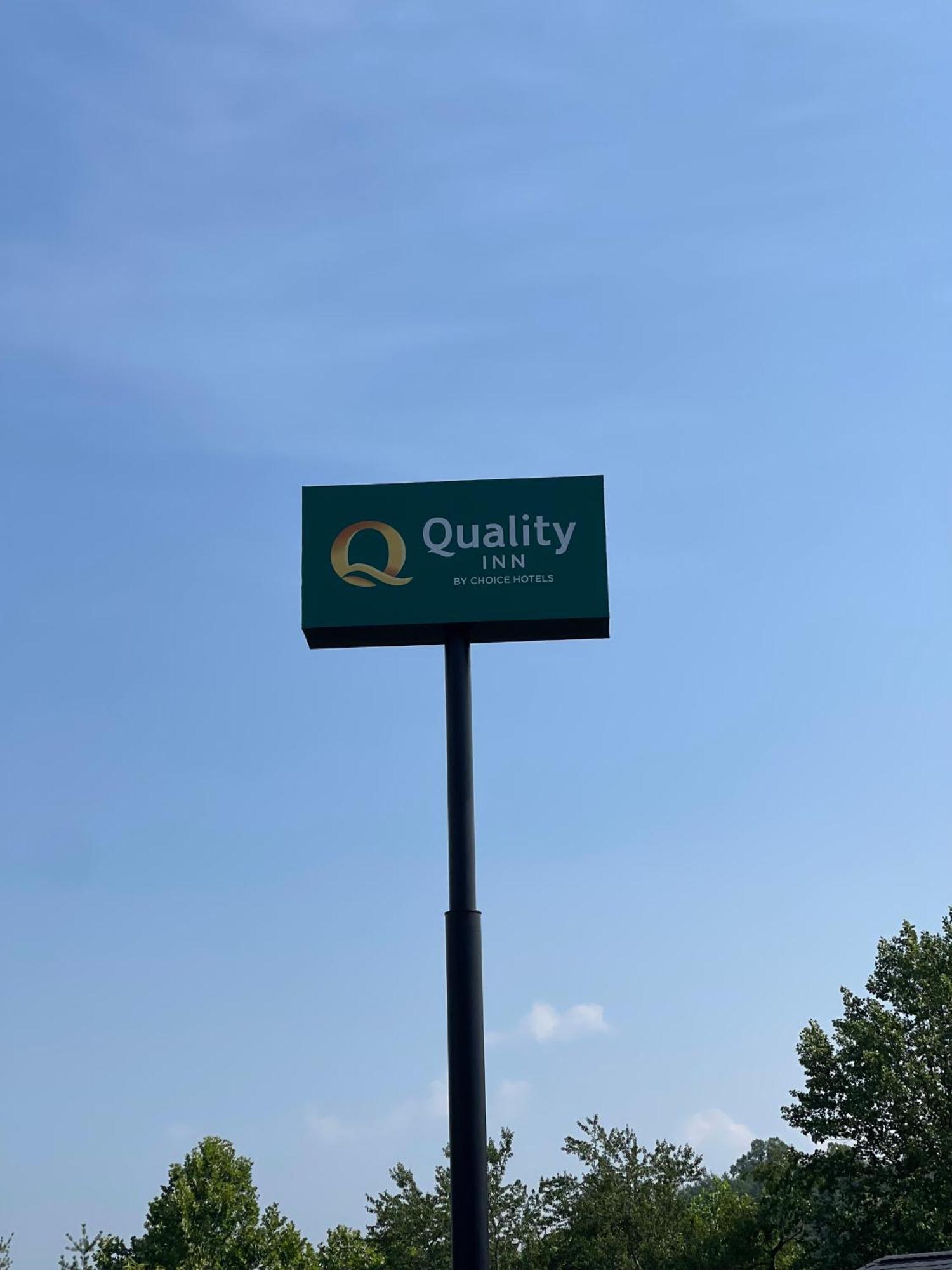 Quality Inn Dillard Exterior photo